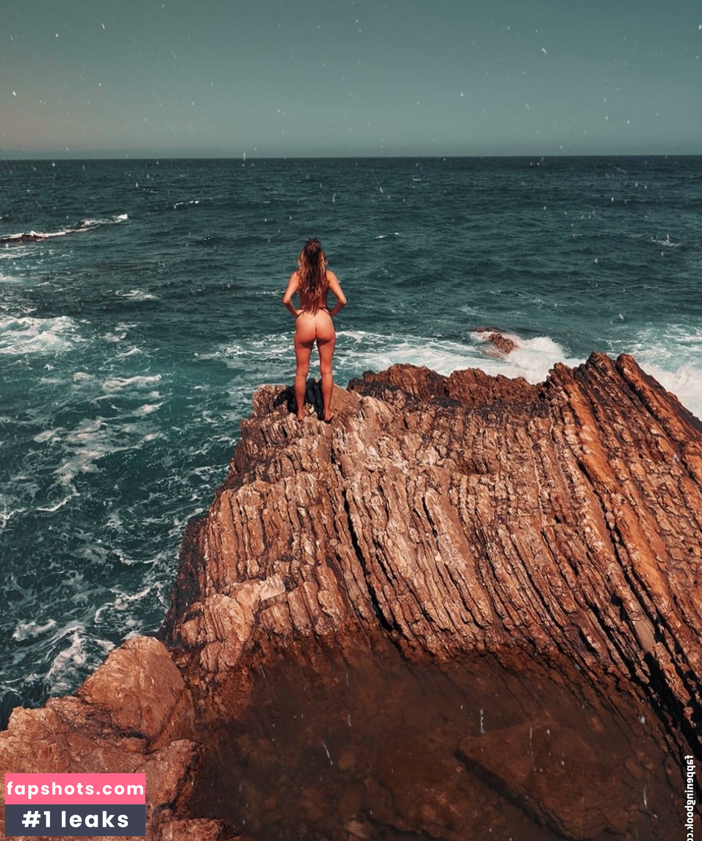 Karri Davis gallery photo #8