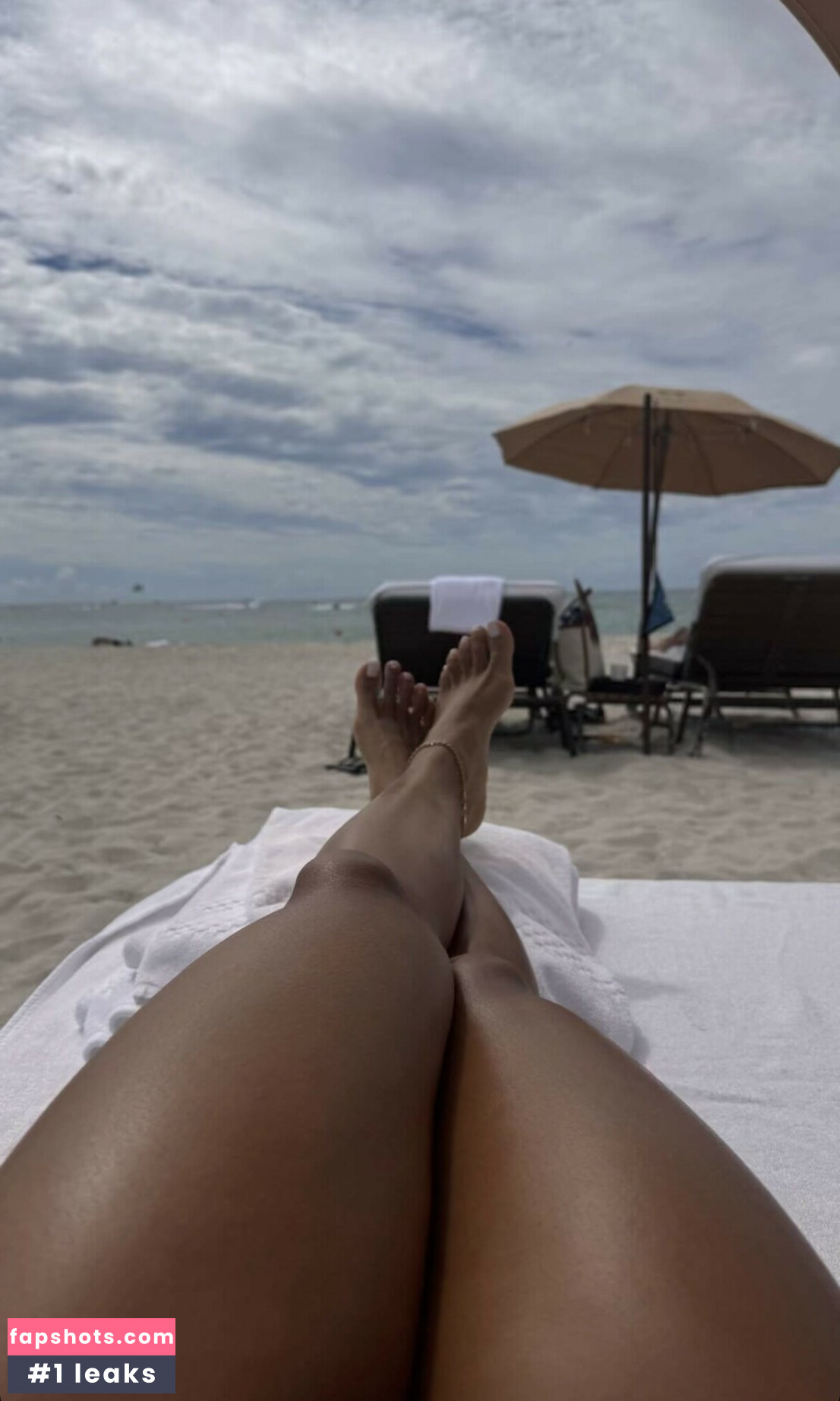 Karrueche gallery photo #27