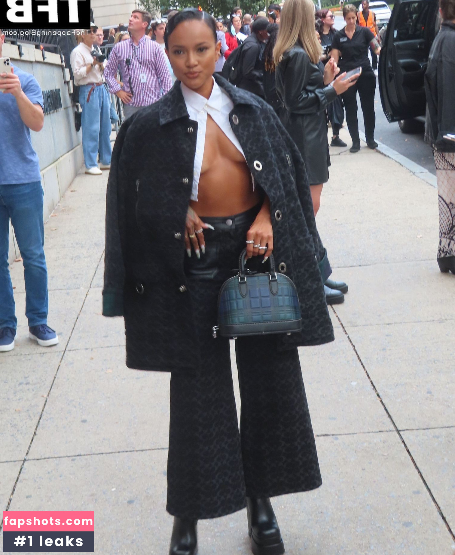 Karrueche Tran gallery photo #273