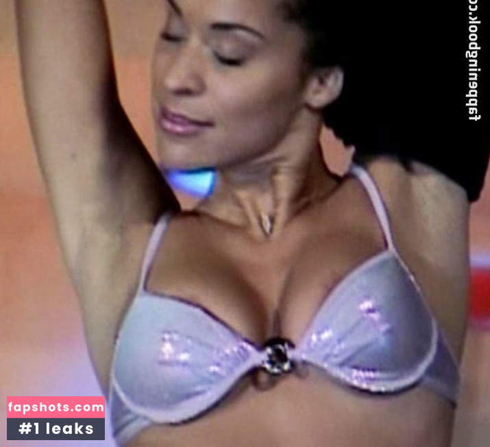 Karyn Parson gallery photo #6