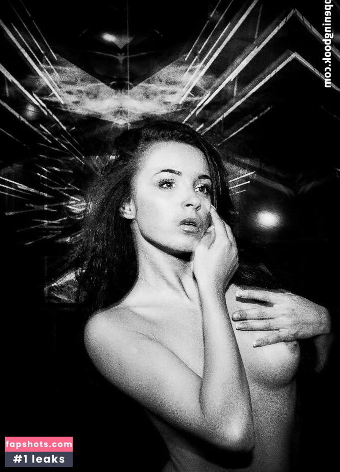 Karyna Kardelian gallery photo #16