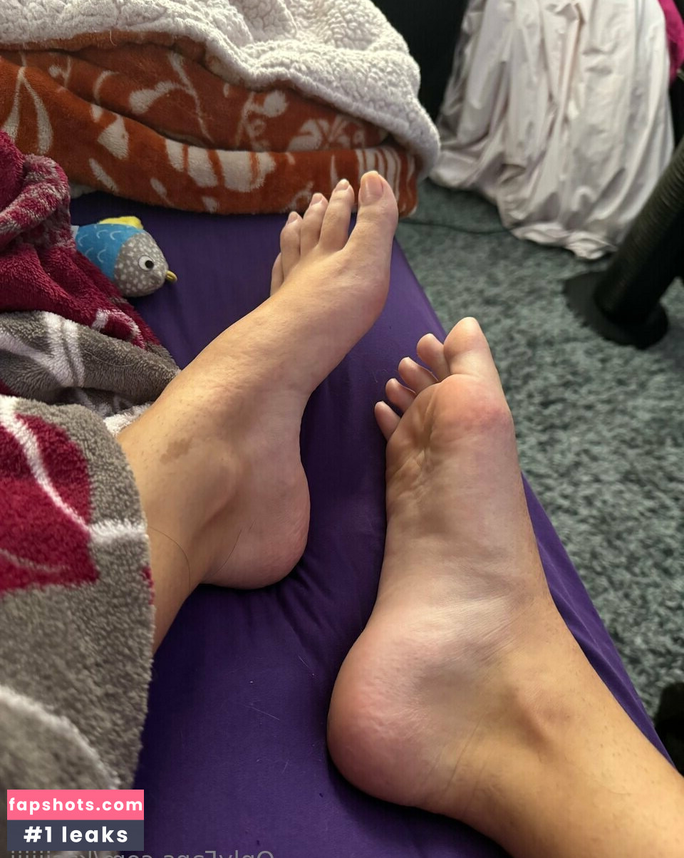 Kasi Derr gallery photo #2