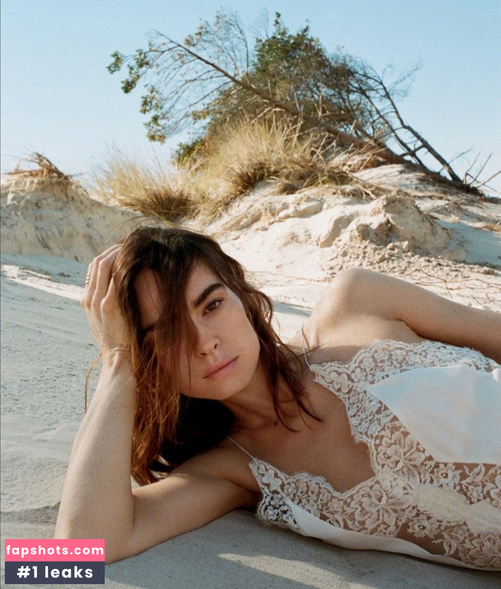 Kasia Smutniak gallery photo #122