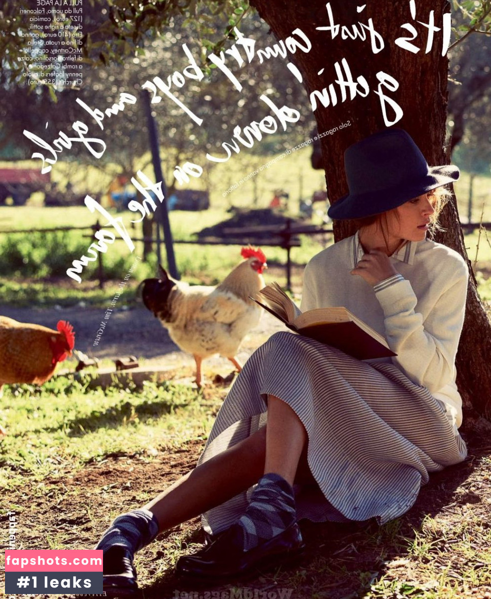 Kasia Smutniak gallery photo #145