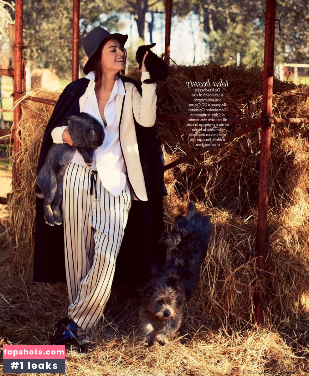 Kasia Smutniak gallery photo #150