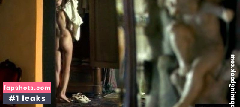 Kasia Smutniak gallery photo #38