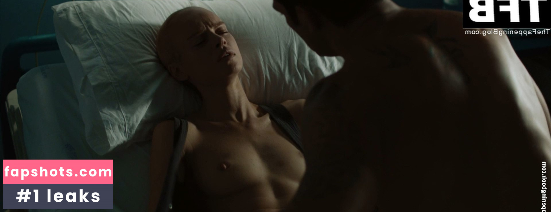 Kasia Smutniak gallery photo #9