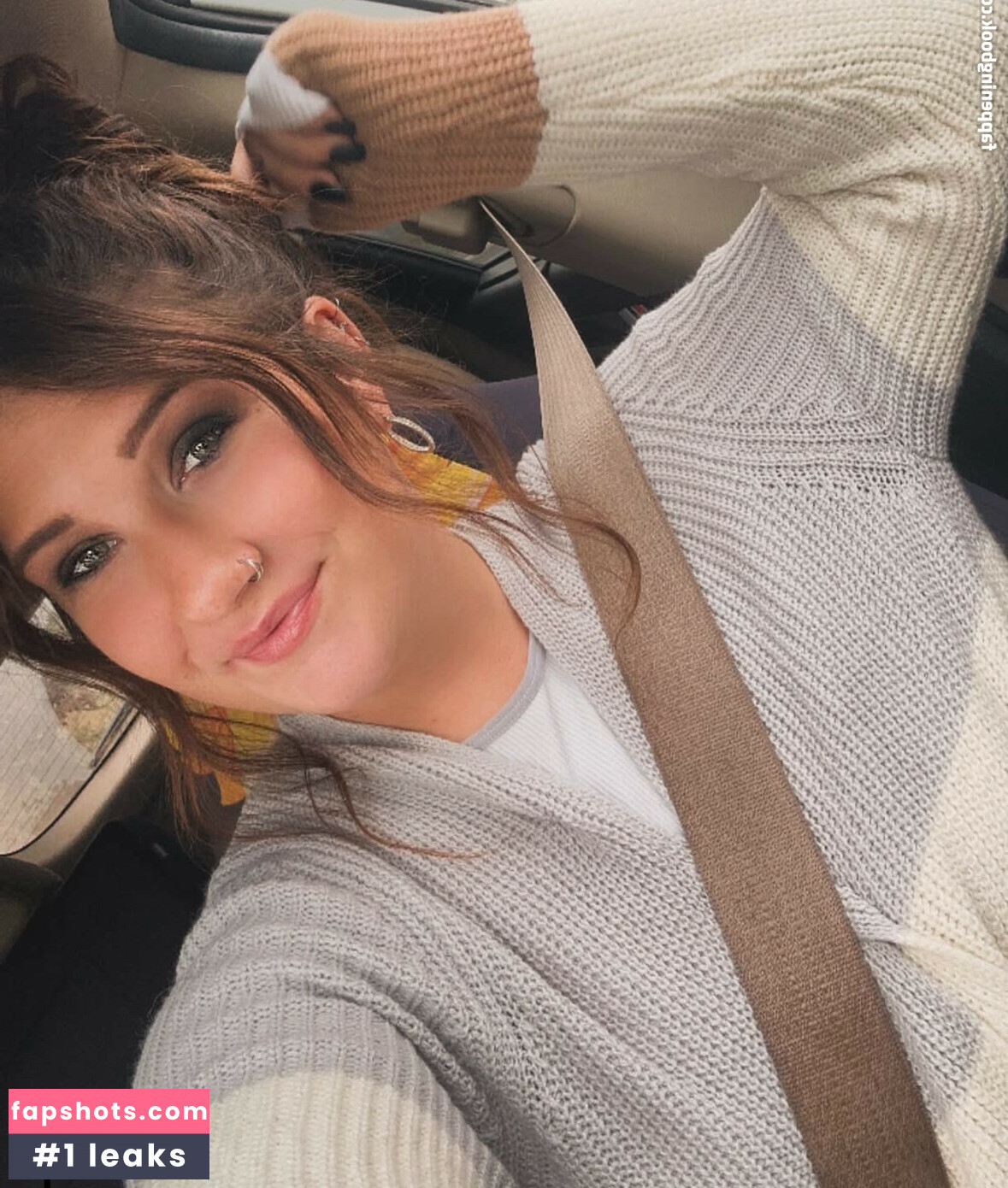 kat.boobs gallery photo #7