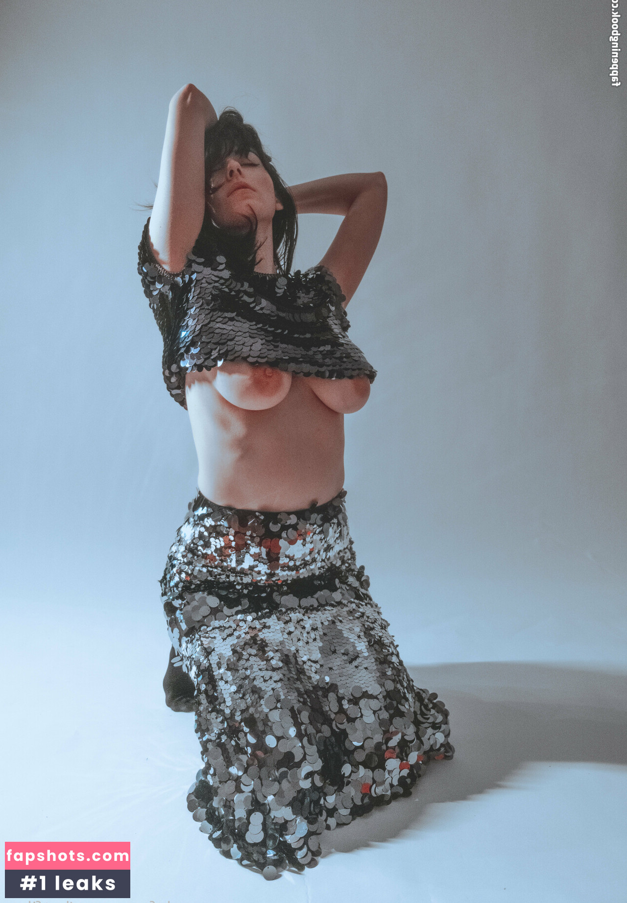 Kat Cabaret gallery photo #109