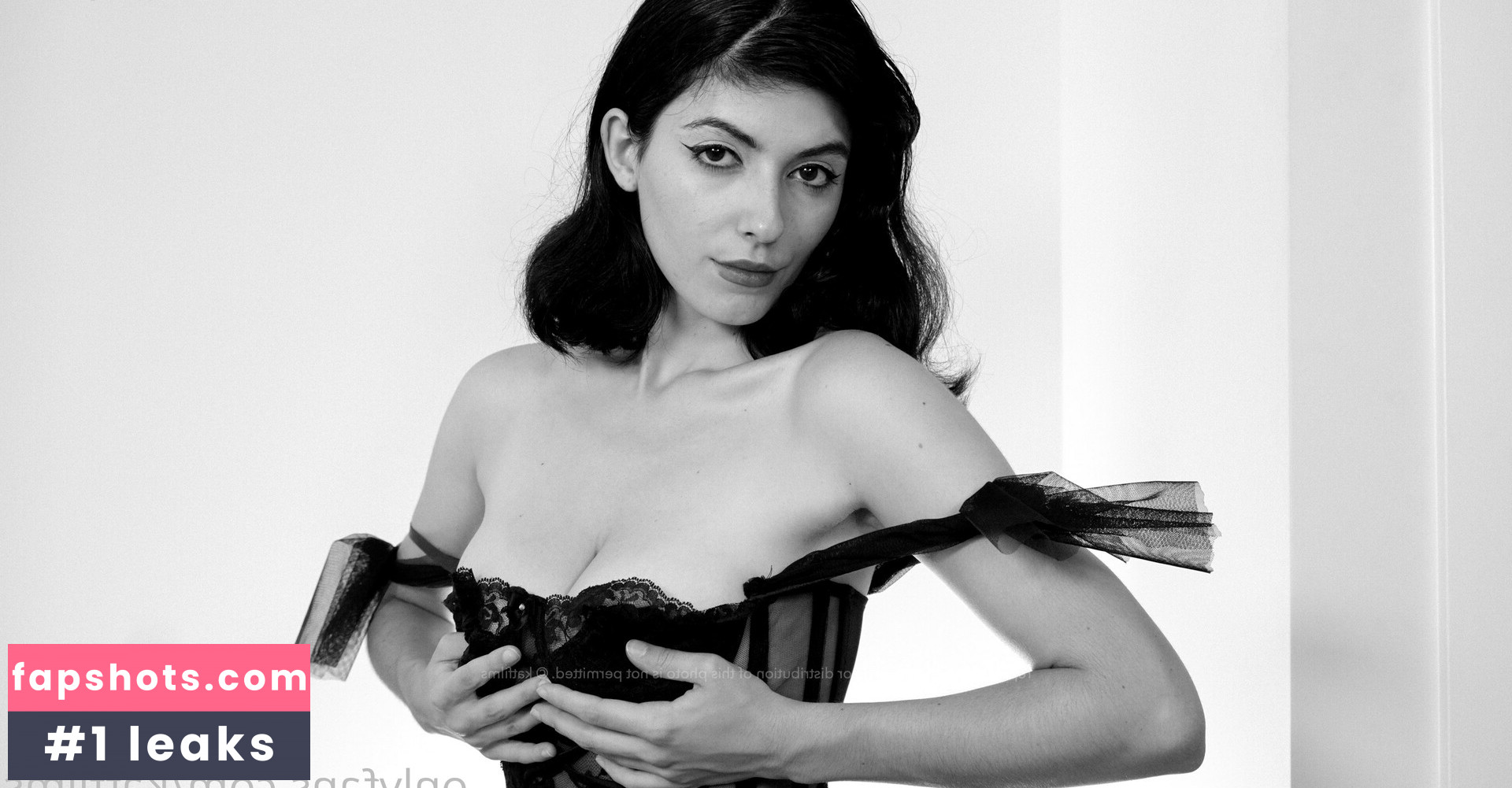 Kat Cabaret gallery photo #177