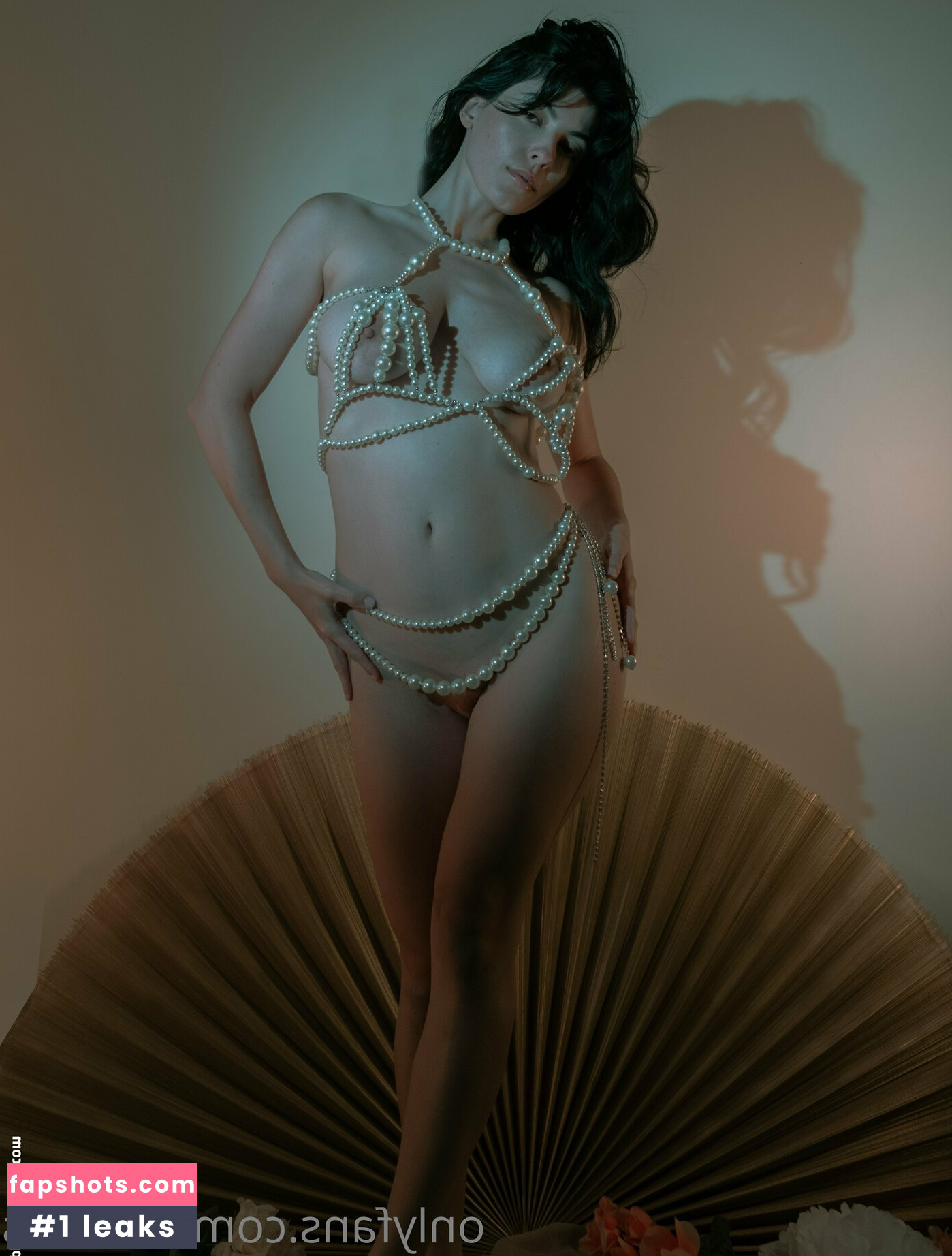 Kat Cabaret gallery photo #223