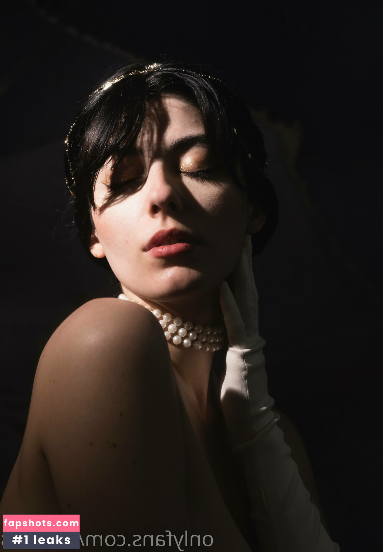 Kat Cabaret gallery photo #231