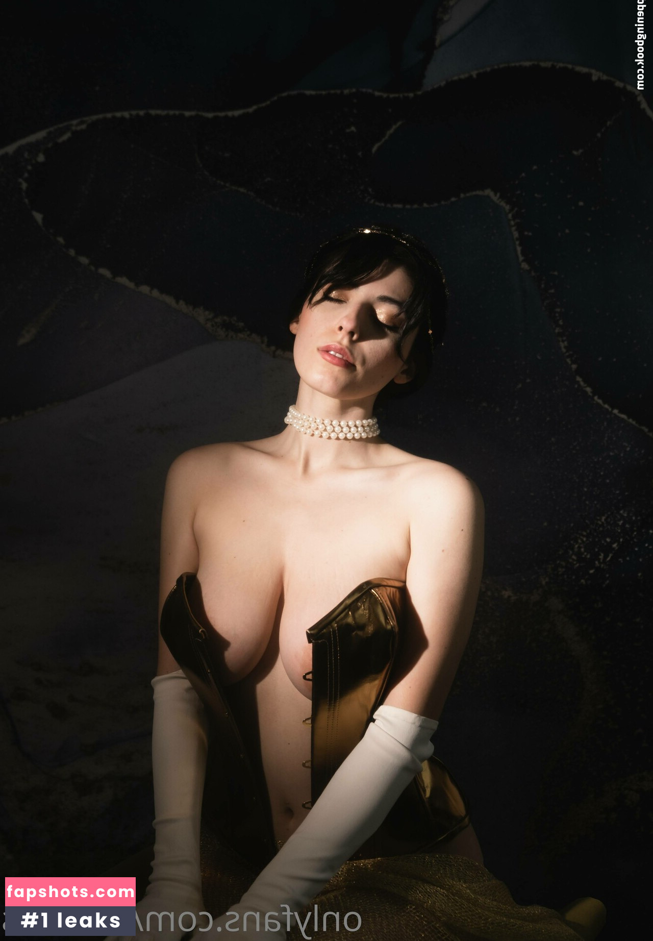 Kat Cabaret gallery photo #239