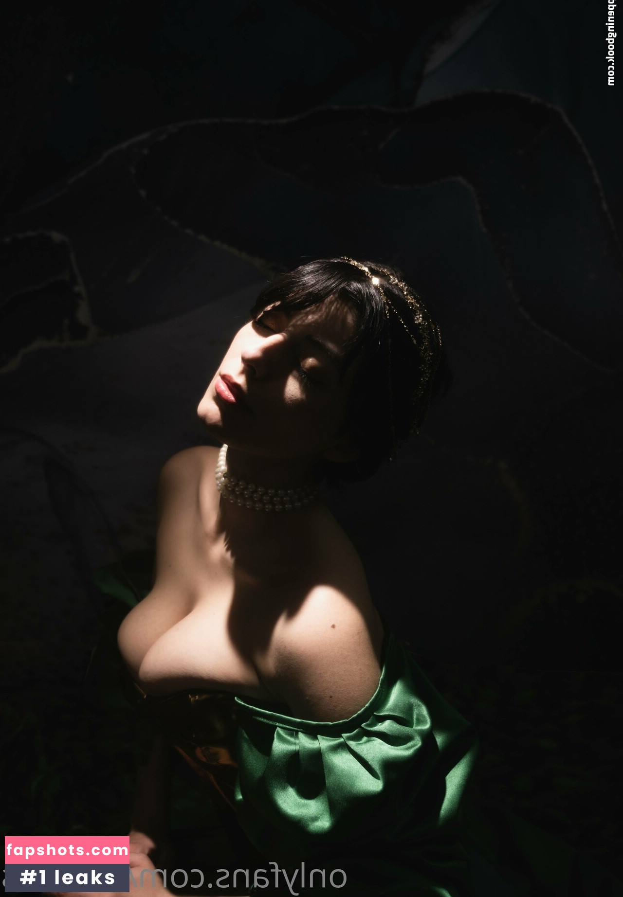 Kat Cabaret gallery photo #241