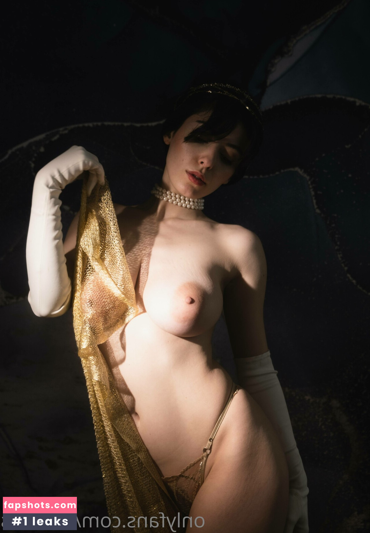 Kat Cabaret gallery photo #244