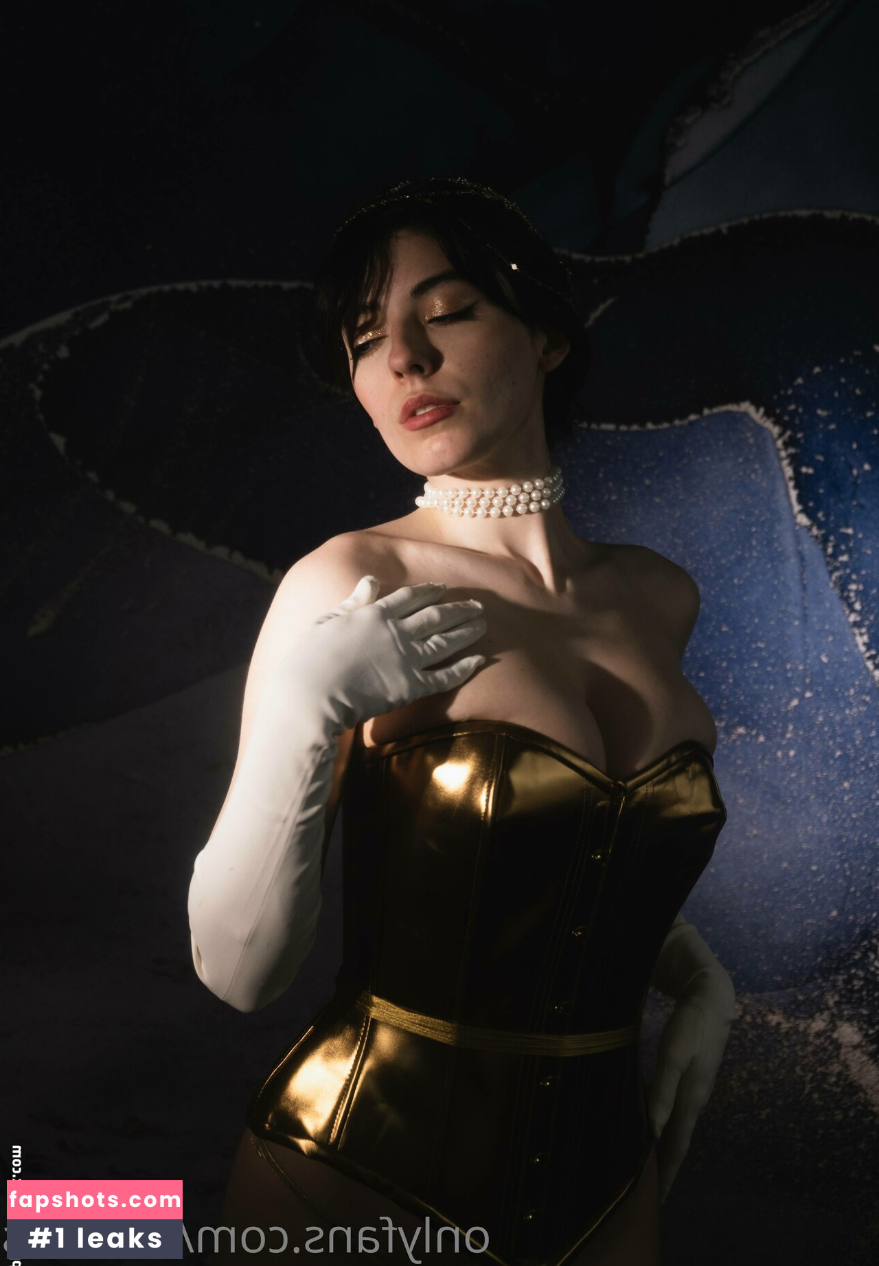 Kat Cabaret gallery photo #248