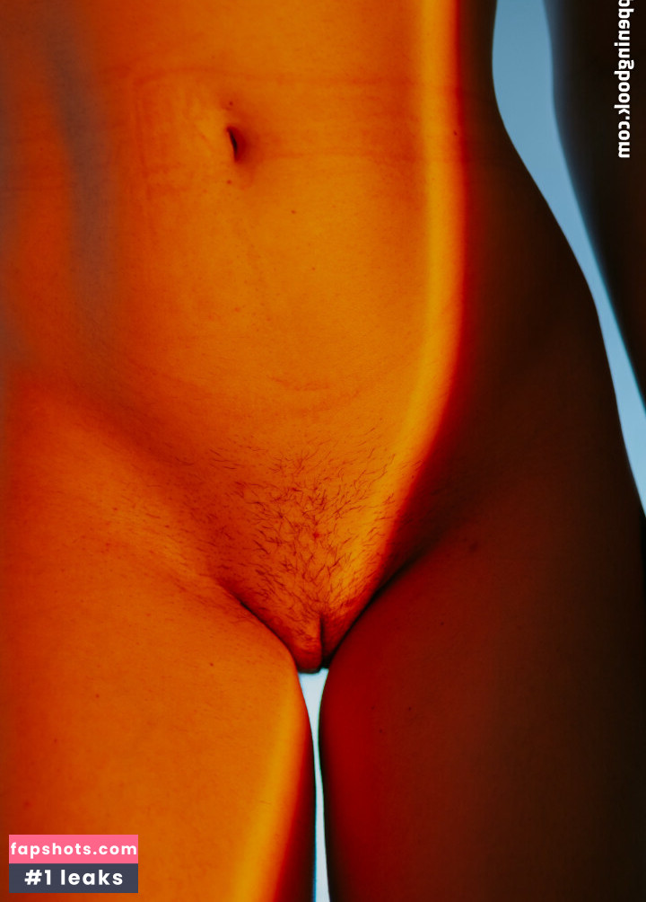 Kat Cabaret gallery photo #285