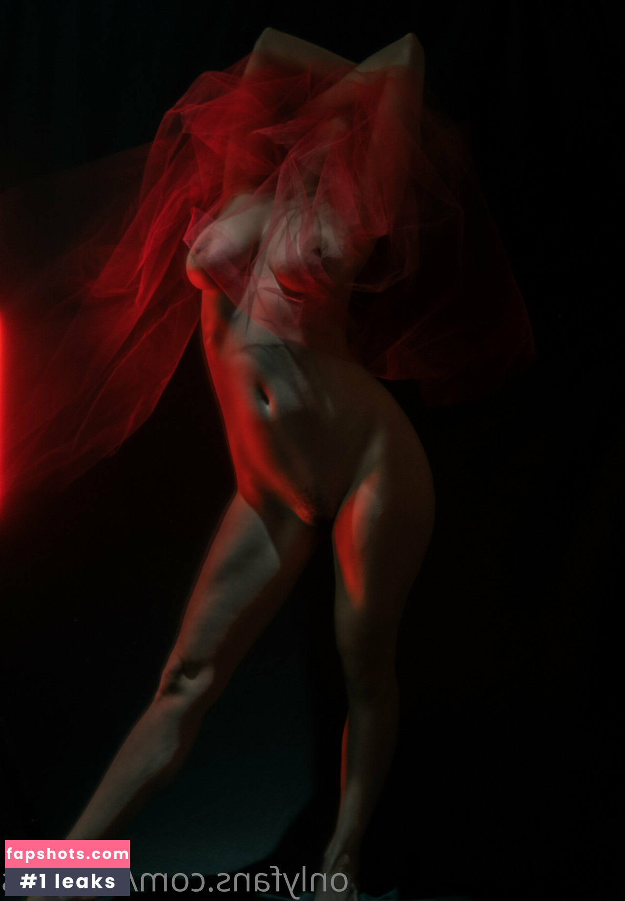 Kat Cabaret gallery photo #68