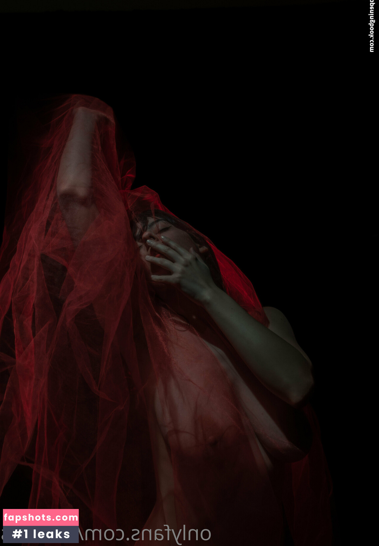 Kat Cabaret gallery photo #76