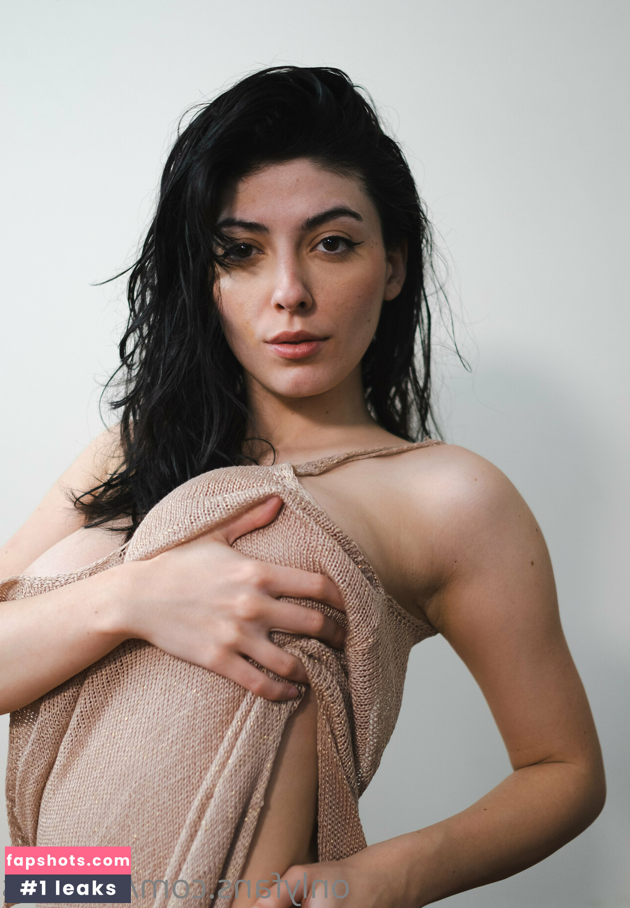 Kat Cabaret gallery photo #85