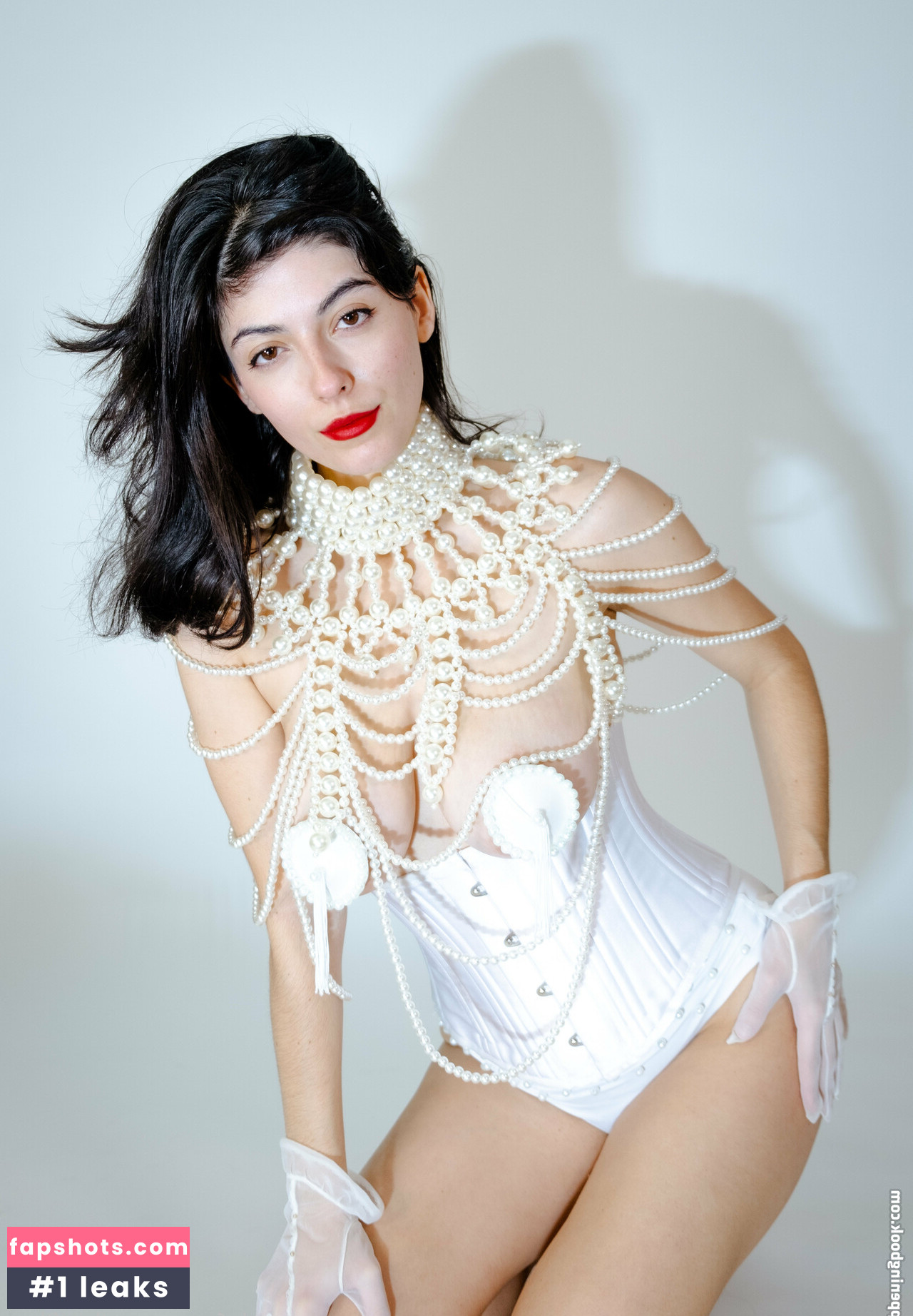 Kat Cabaret gallery photo #87