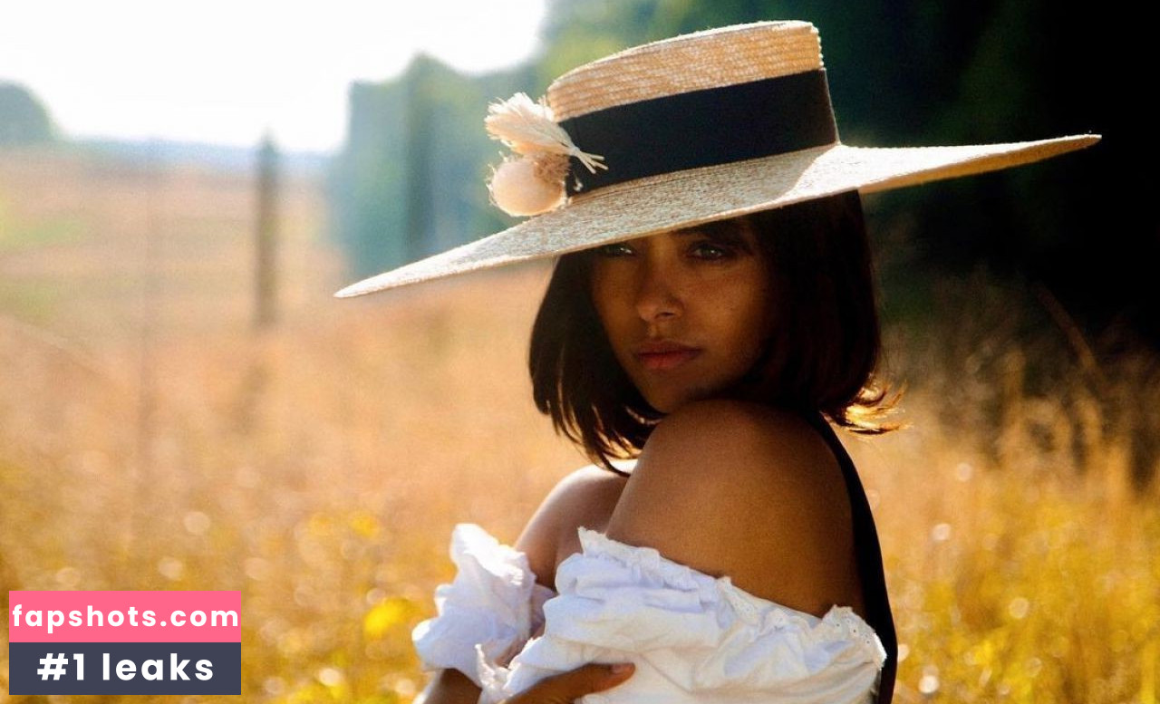 Kat Graham gallery photo #70