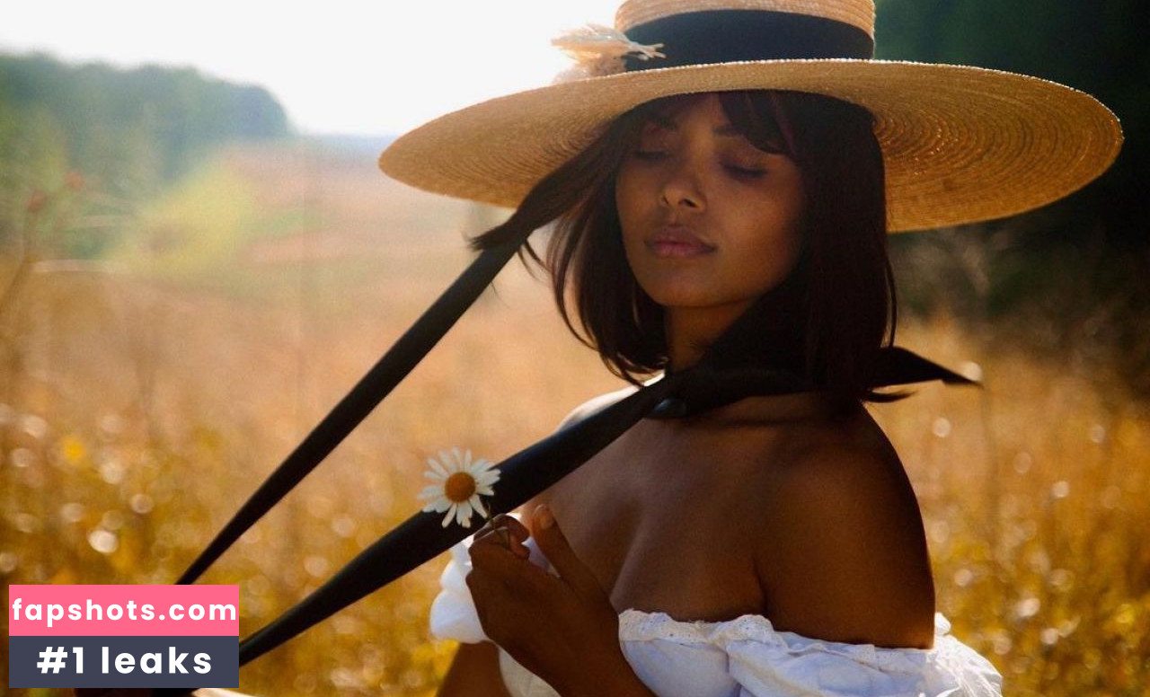 Kat Graham gallery photo #72