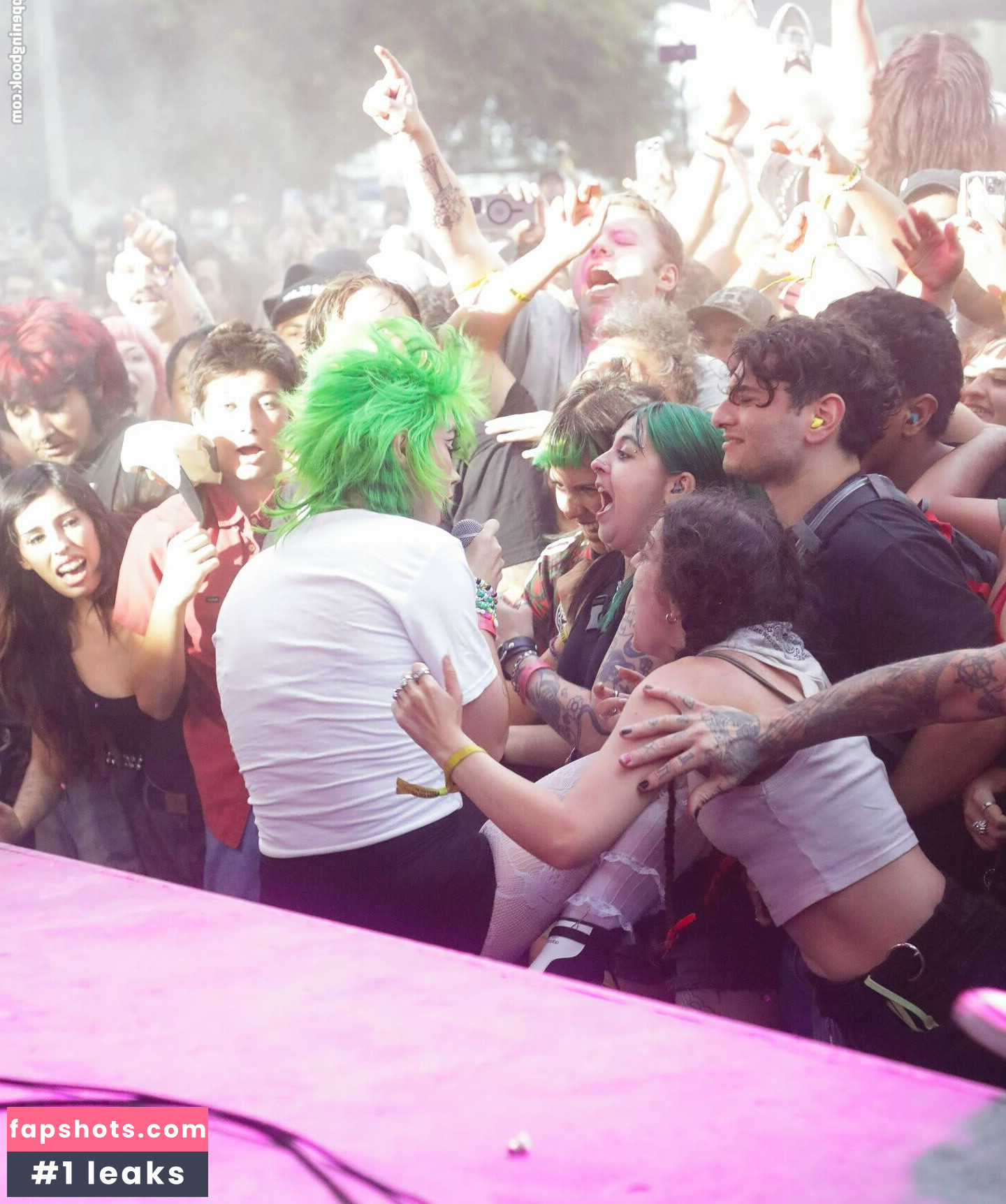 Kat Moss gallery photo #23