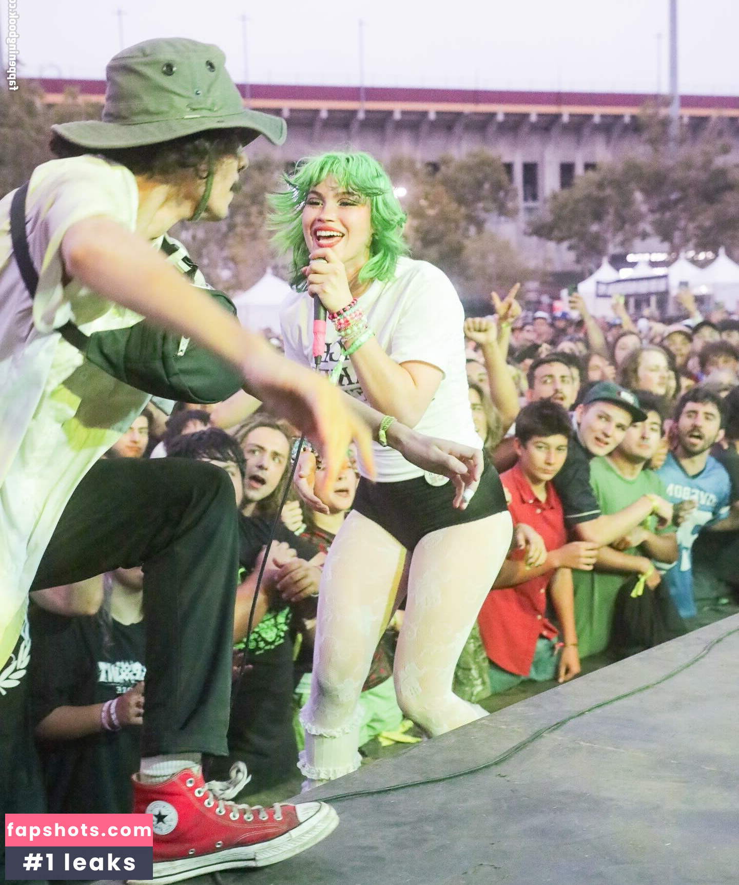 Kat Moss gallery photo #25