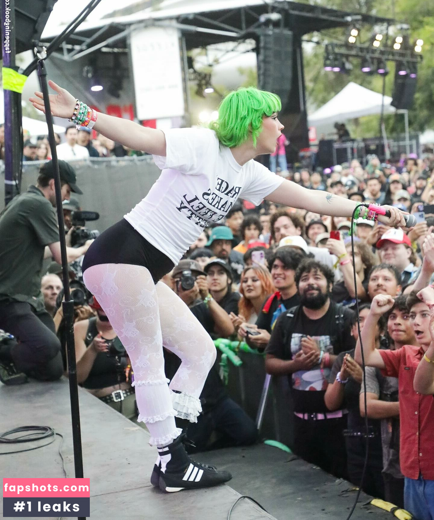 Kat Moss gallery photo #30