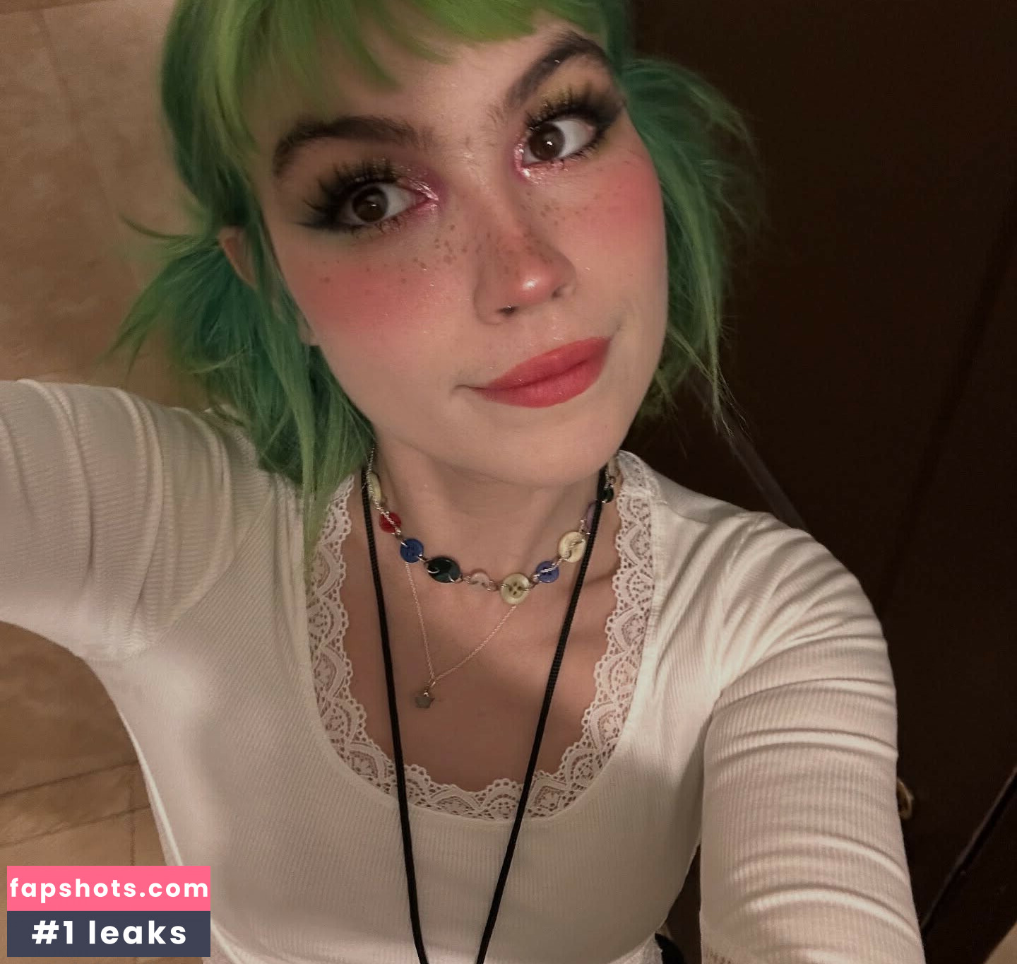 Kat Moss gallery photo #4