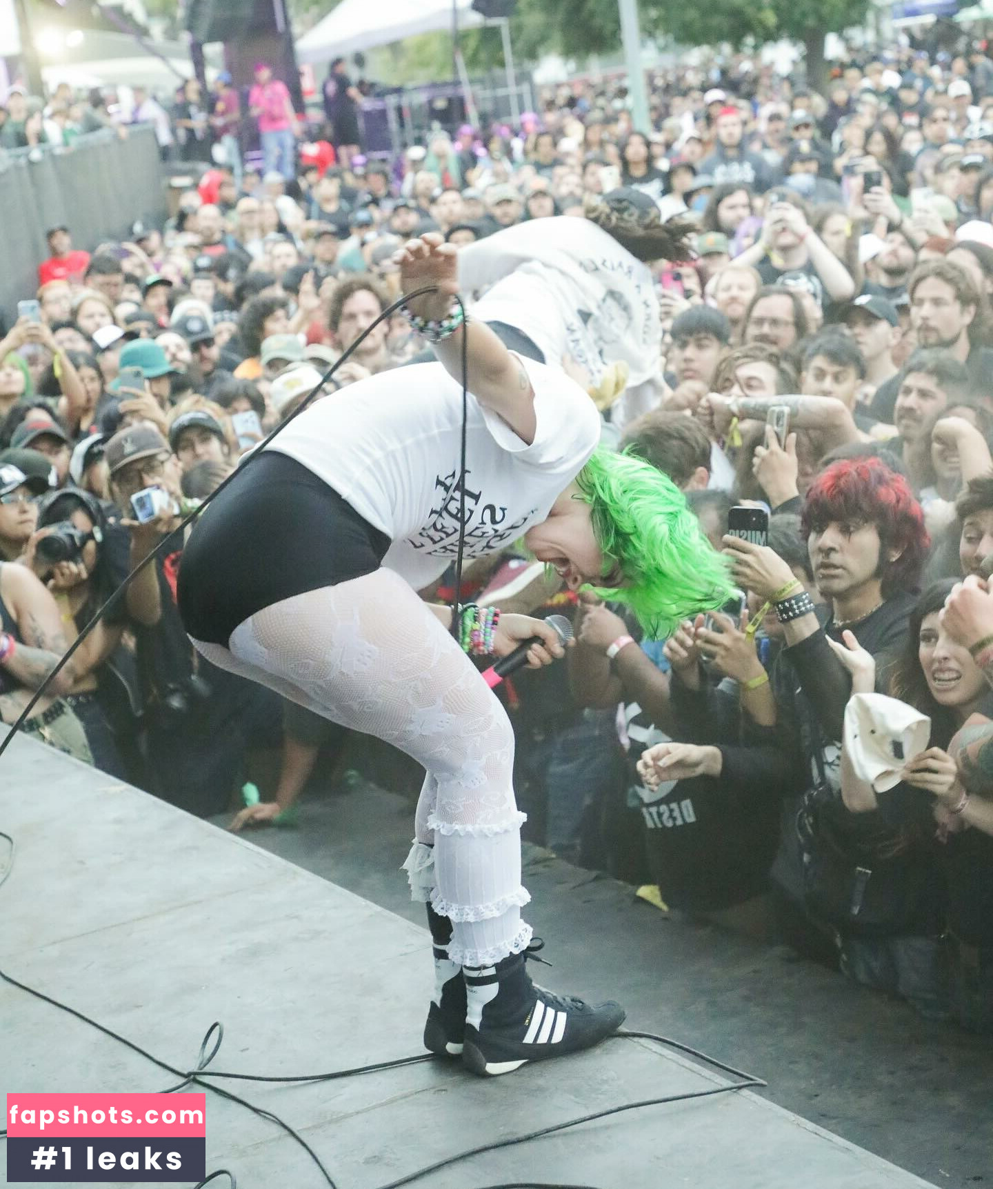 Kat Moss gallery photo #33