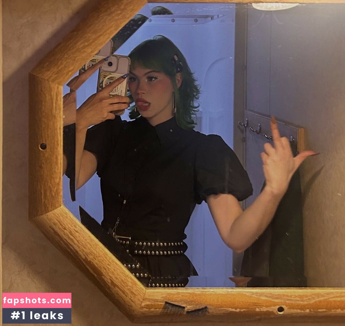 Kat Moss gallery photo #8