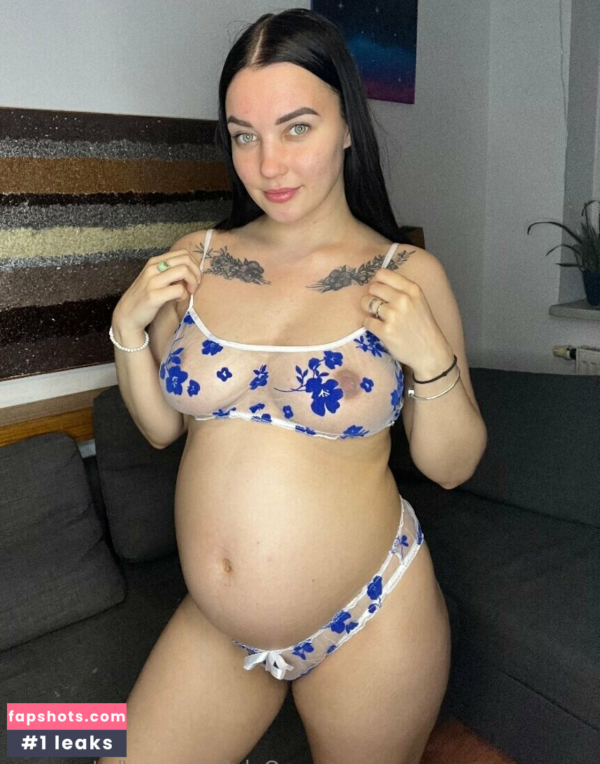 kat_mozze gallery photo #40