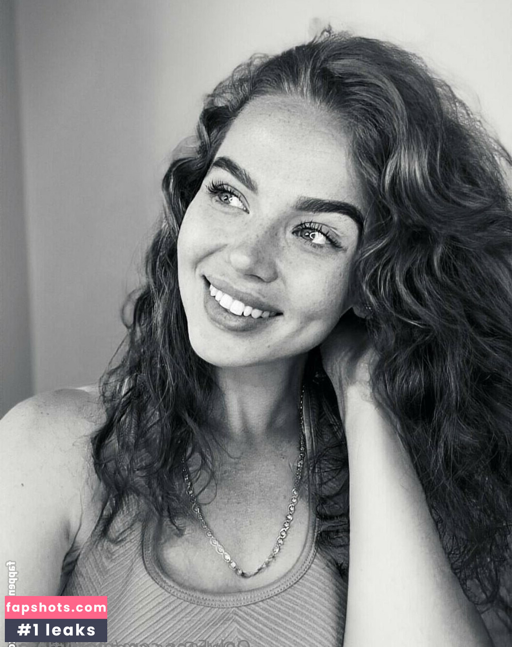 kat_mozze gallery photo #47