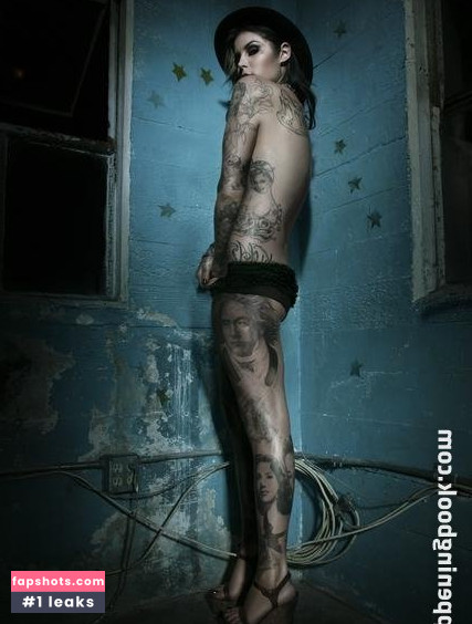 Kat Von D gallery photo #13