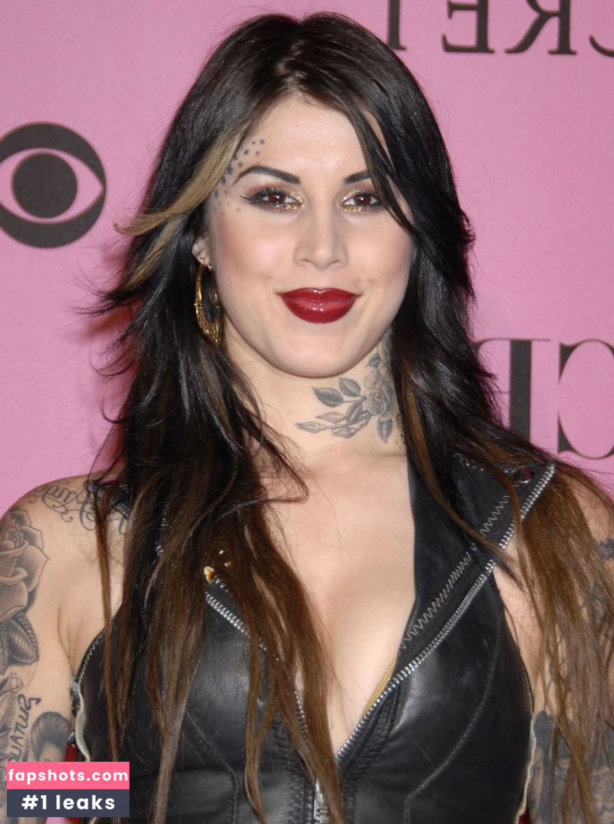 Kat Von D gallery photo #16