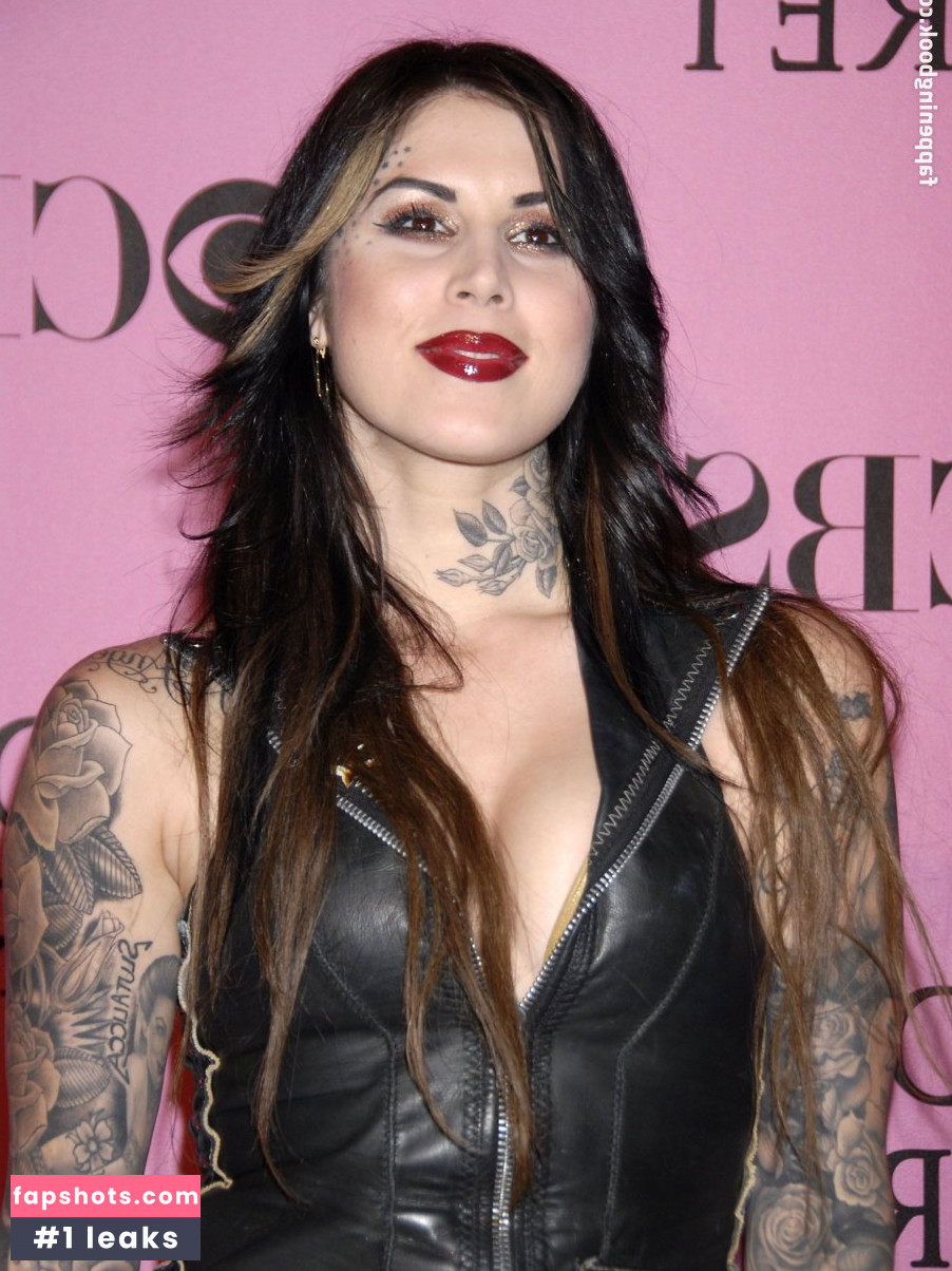 Kat Von D gallery photo #17