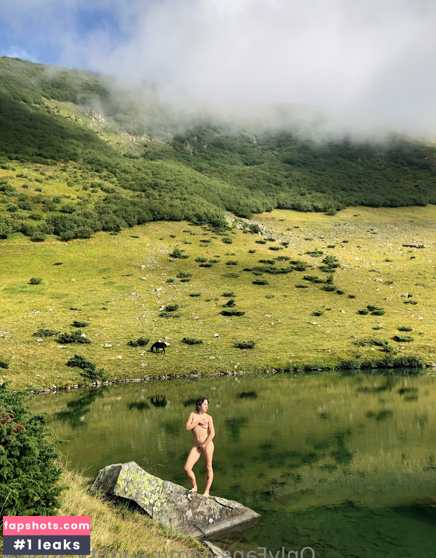 katana_miko gallery photo #26