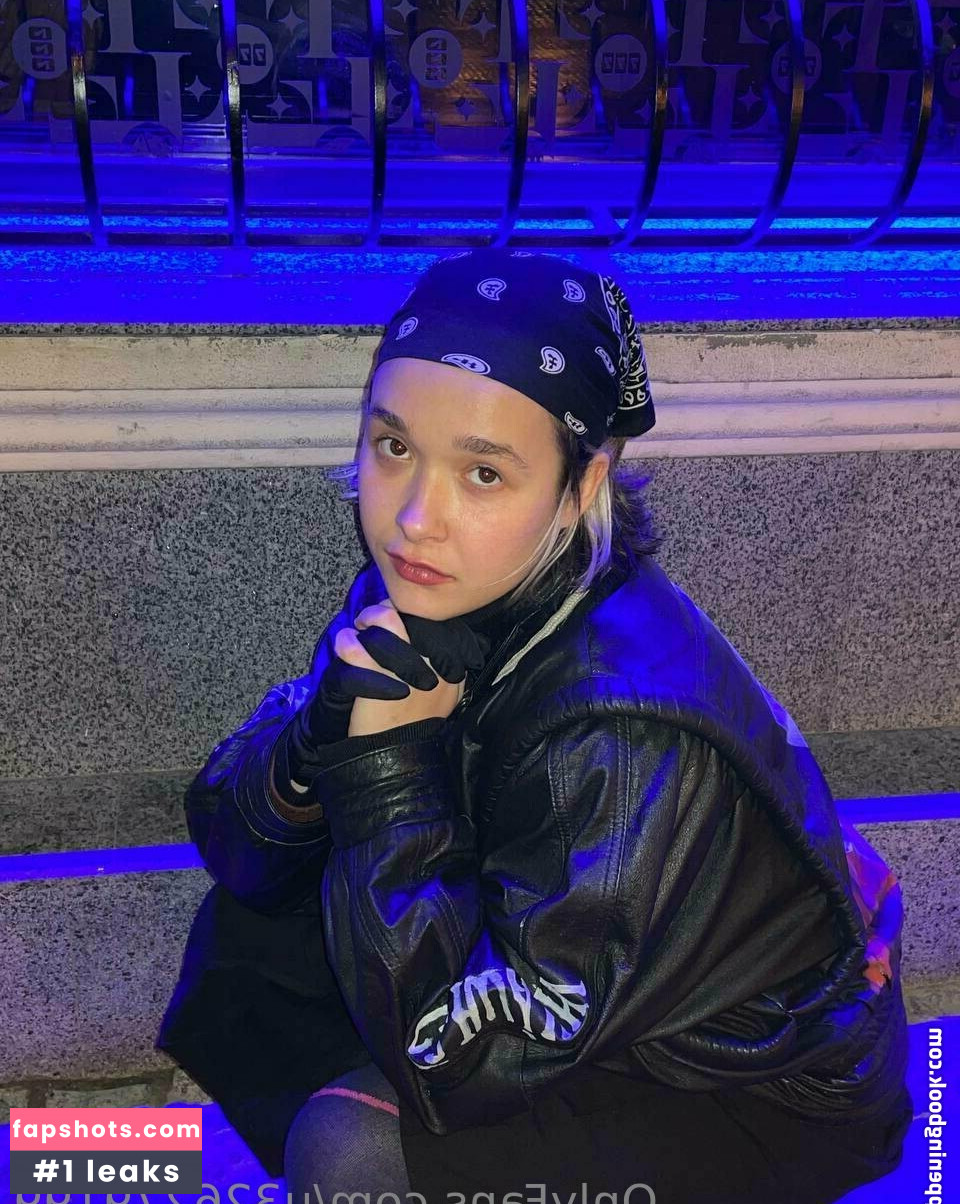 katana_miko gallery photo #30