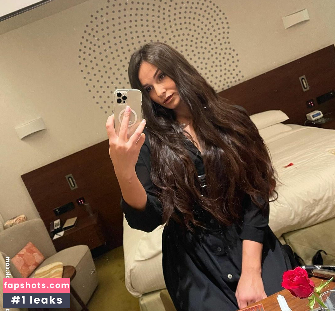 Katarina Kavaleva gallery photo #10