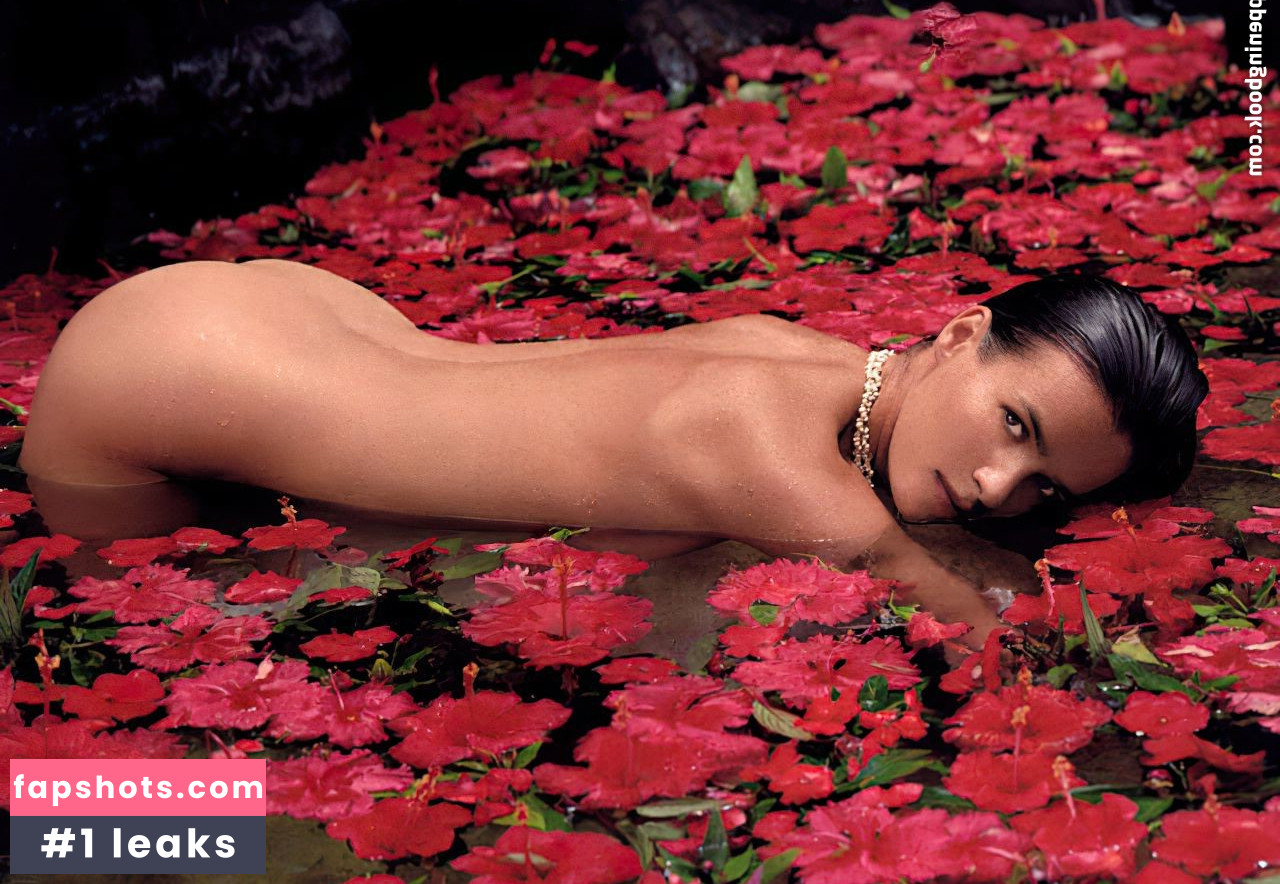 Katarina Witt Nahé úniky fotek pouze od fanoušků #105 - Fapshots