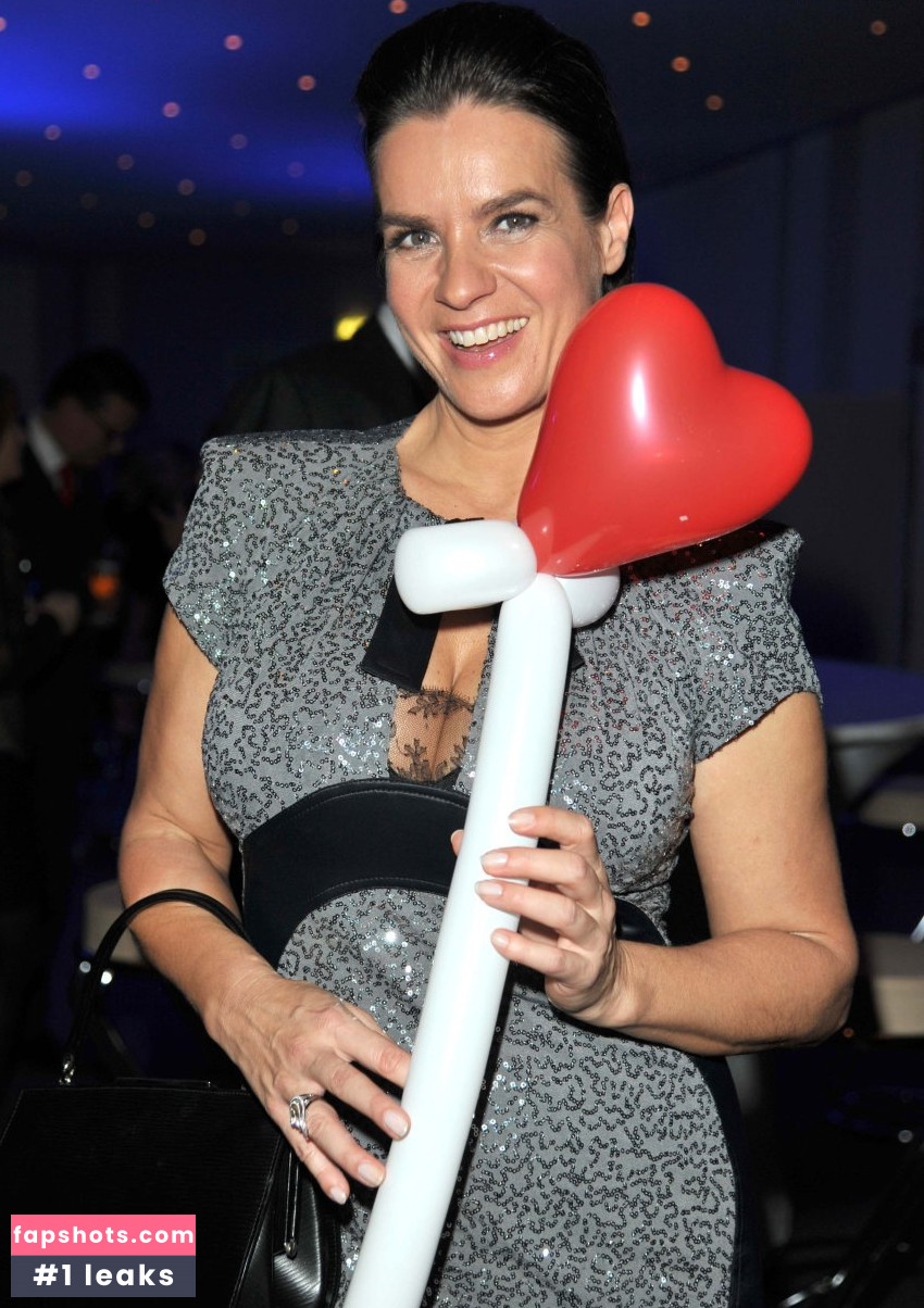 Katarina Witt Nahé úniky fotek pouze od fanoušků #206 - Fapshots