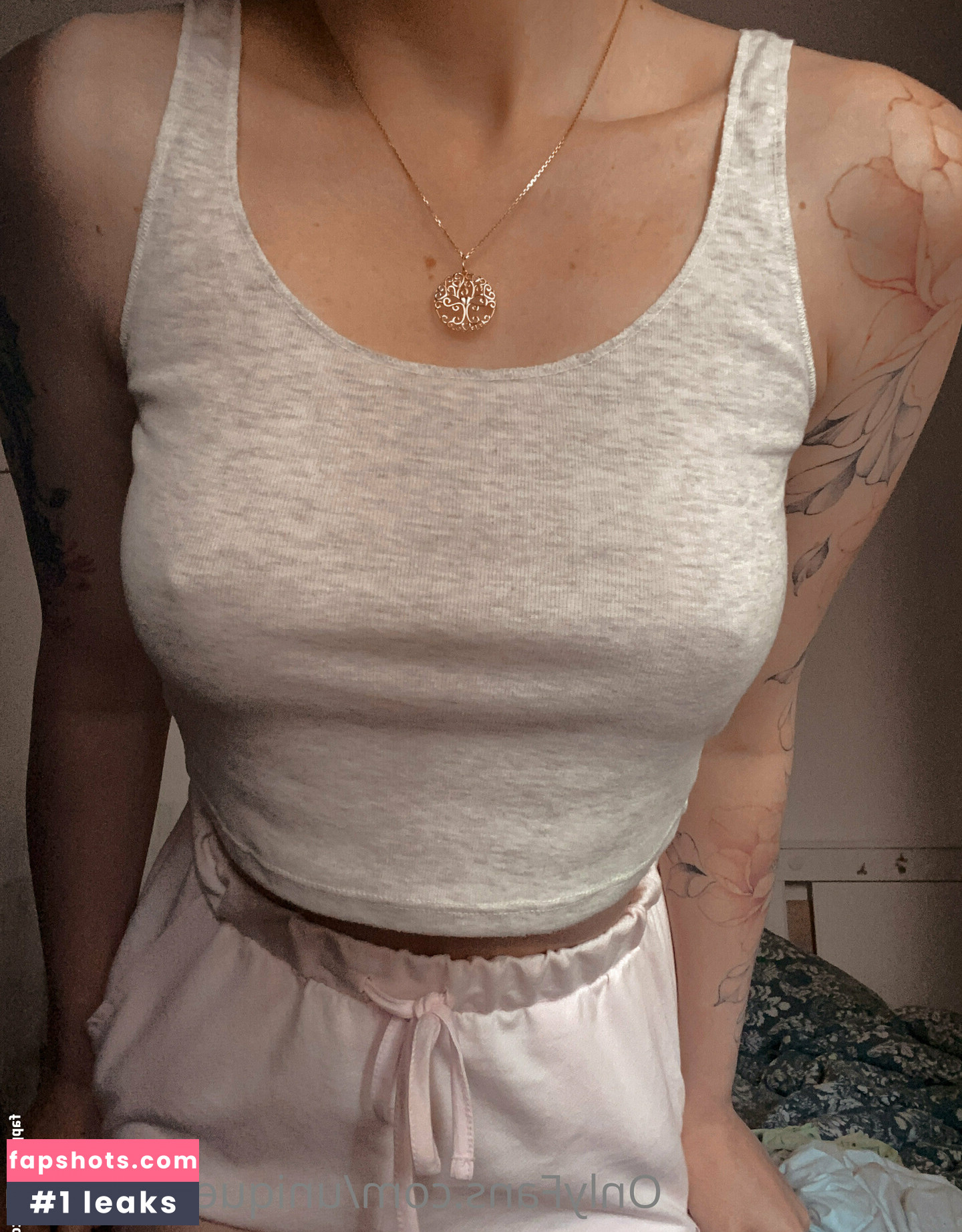 Katarina45 nude babe gallery