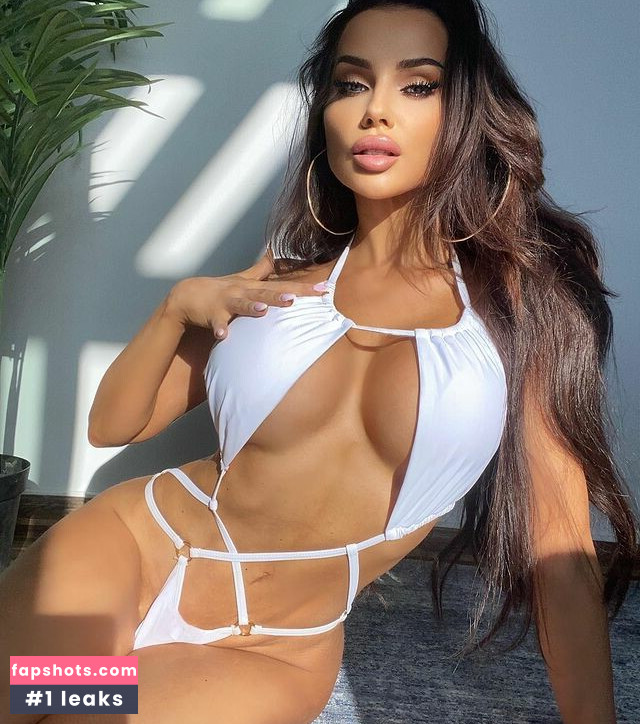 Katarzyna Bucko gallery photo #3