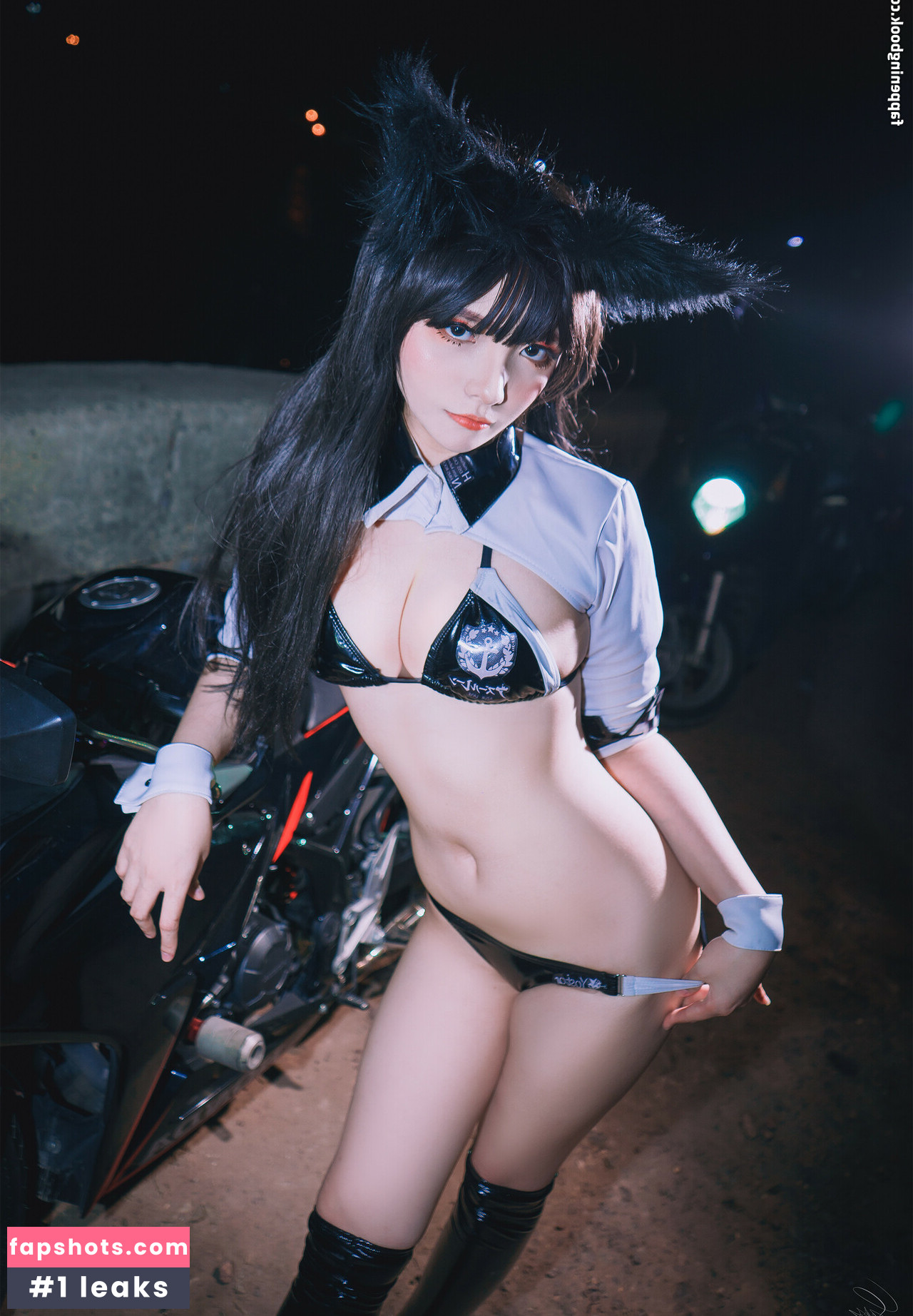 katcosplayer nude babe gallery