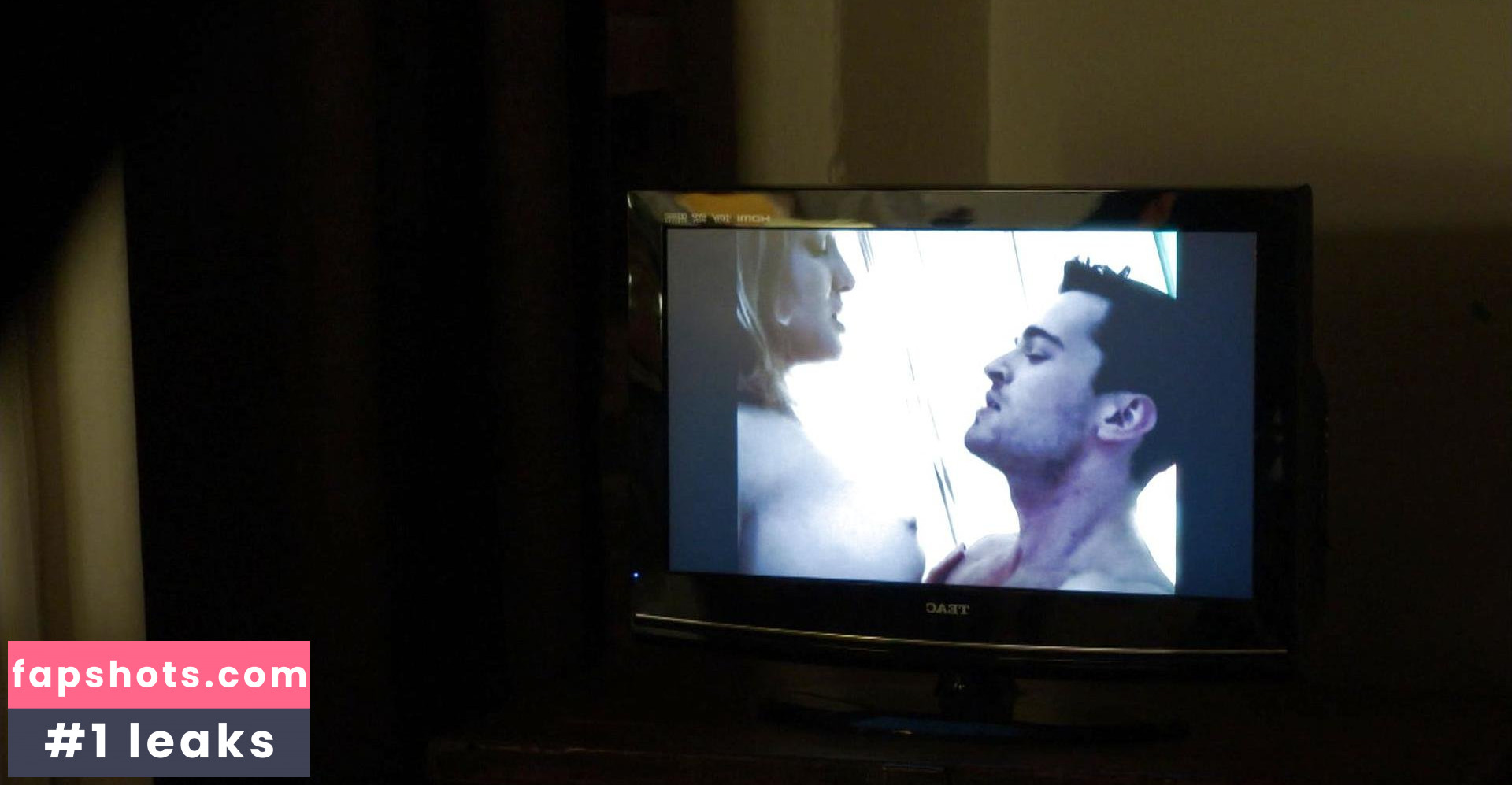 Kate Beahan gallery photo #7