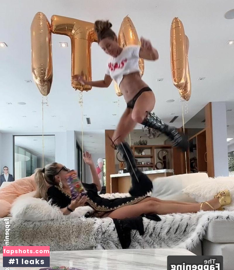 Kate Beckinsale gallery photo #142