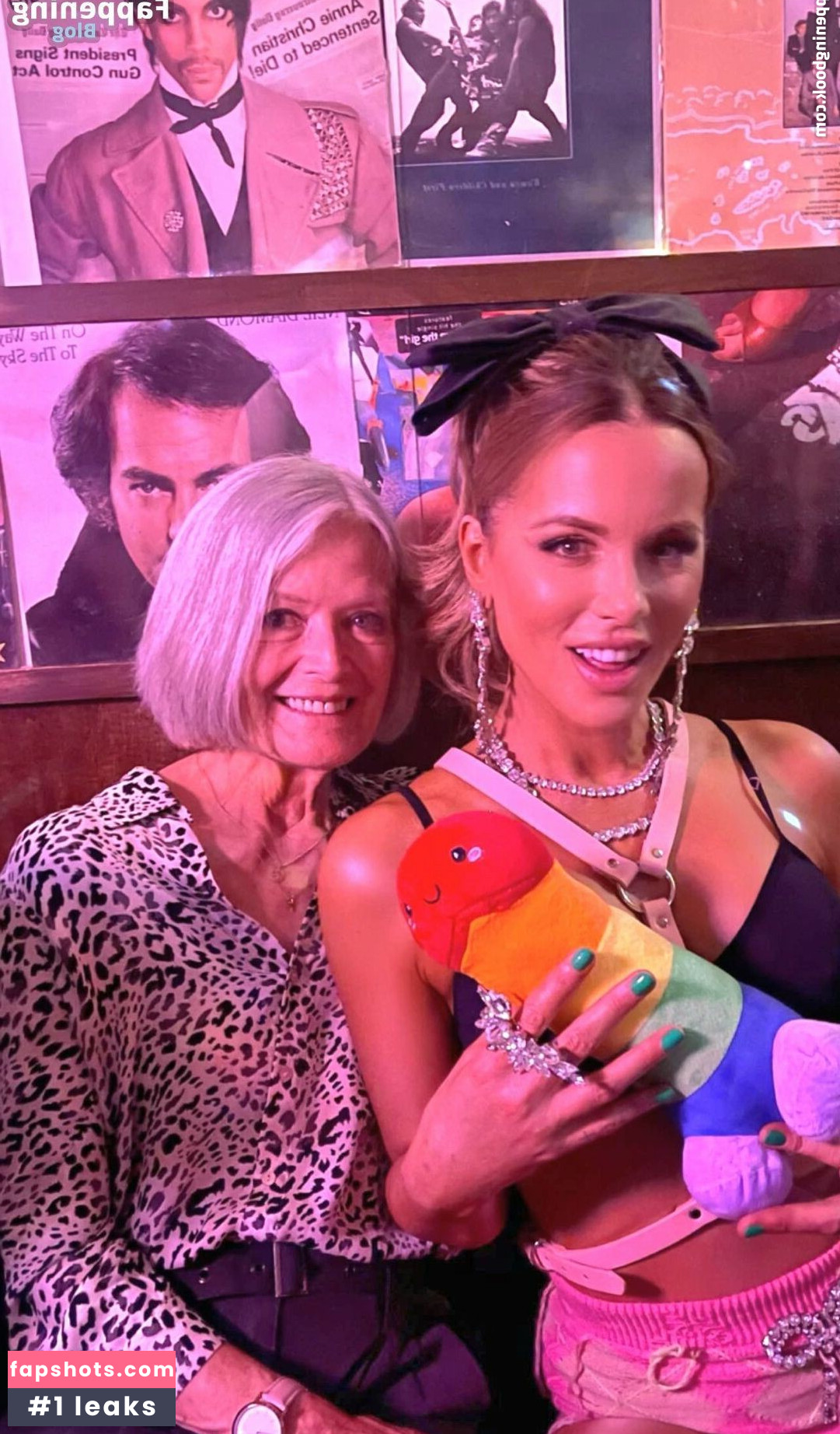 Kate Beckinsale gallery photo #236