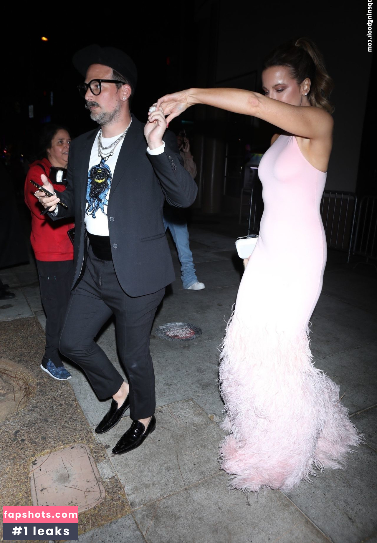 Kate Beckinsale Nahé úniky fotek pouze od fanoušků #409 - Fapshots